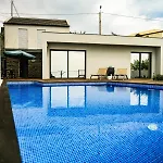 Holiday home Casa Andorinhas *